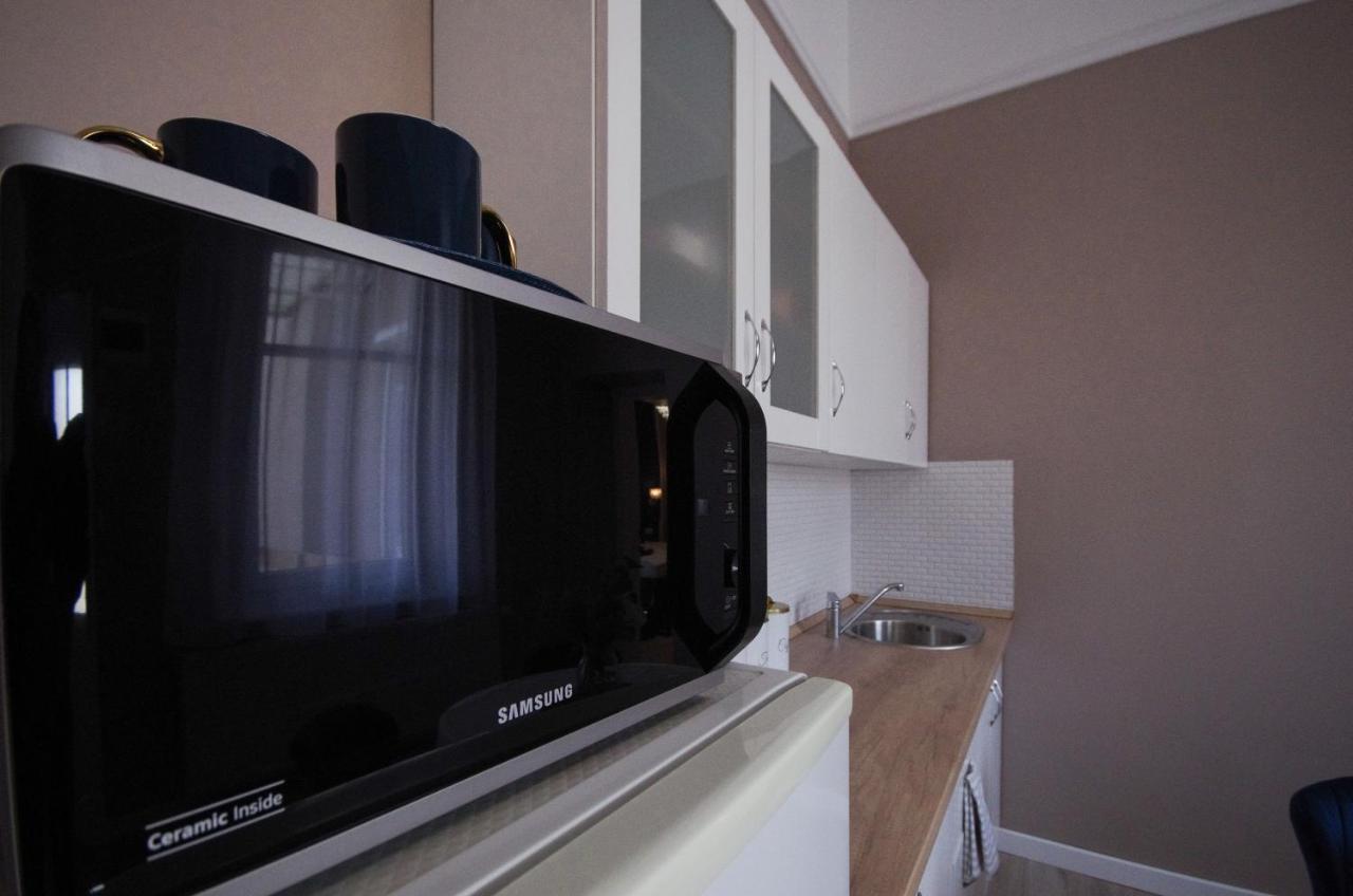 Glamour Apartman Gyula Bagian luar foto