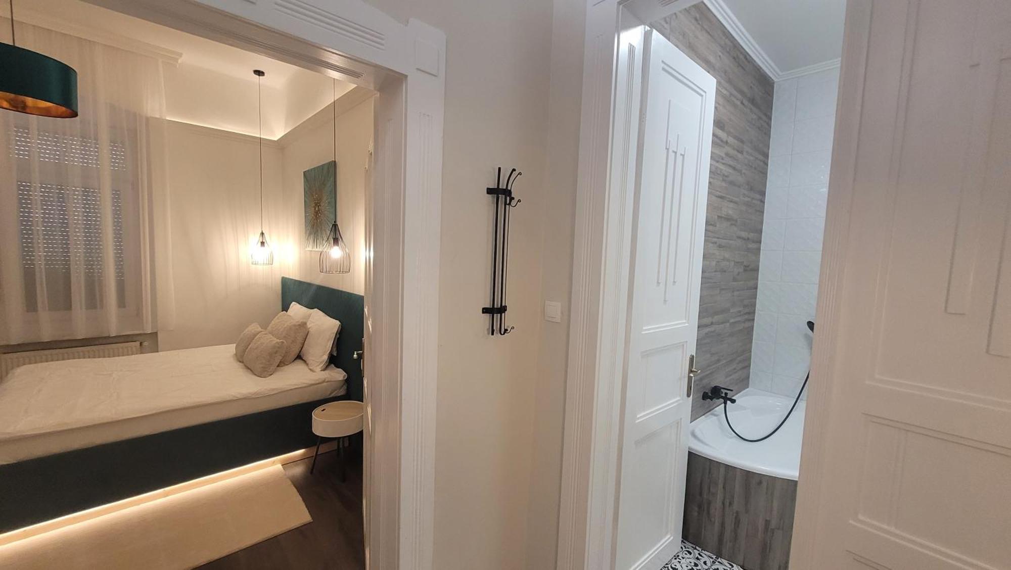 Glamour Apartman Gyula Bagian luar foto
