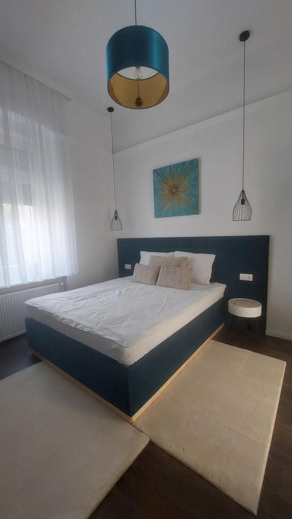 Glamour Apartman Gyula Bagian luar foto