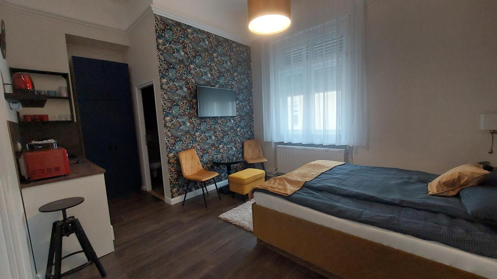 Glamour Apartman Gyula Bagian luar foto