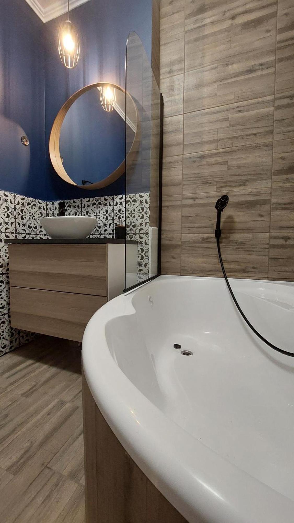 Glamour Apartman Gyula Bagian luar foto